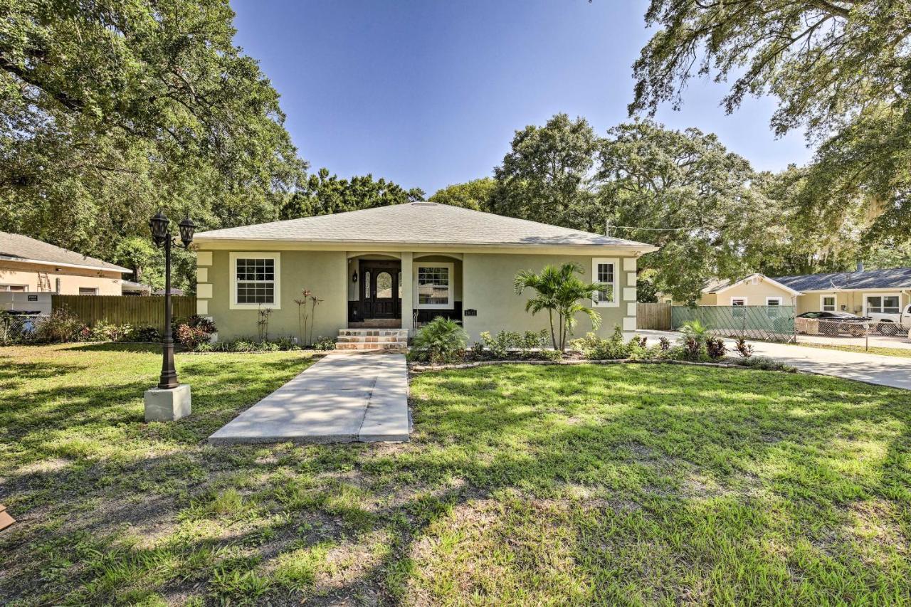 Tampa Oasis With Pool About 7 Mi To Busch Gardens! Vila Exterior foto