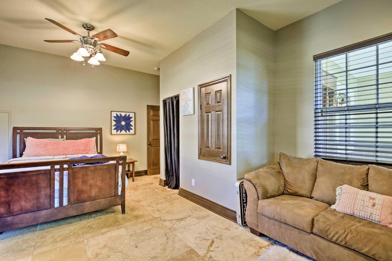 Tampa Oasis With Pool About 7 Mi To Busch Gardens! Vila Exterior foto