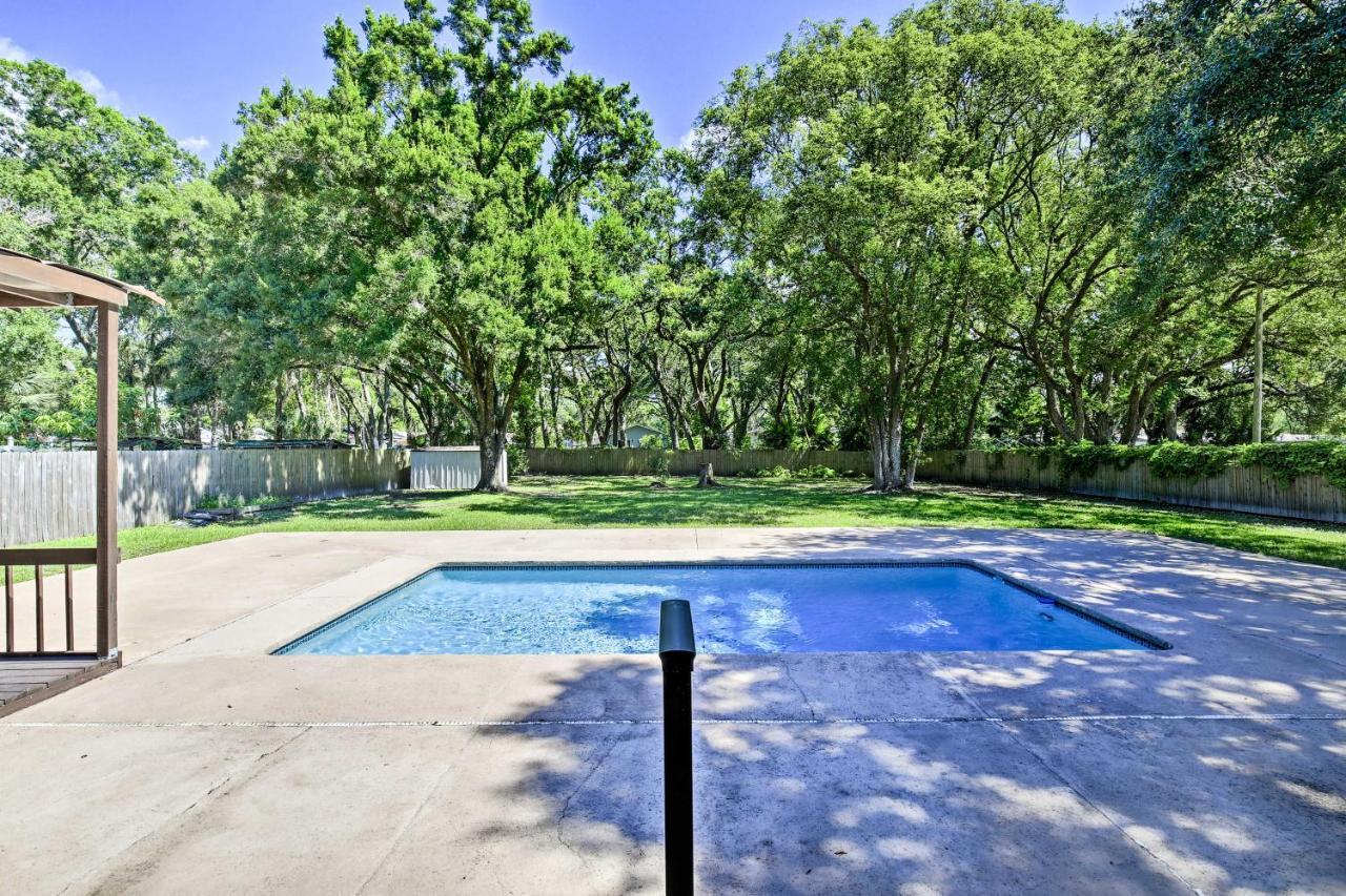 Tampa Oasis With Pool About 7 Mi To Busch Gardens! Vila Exterior foto